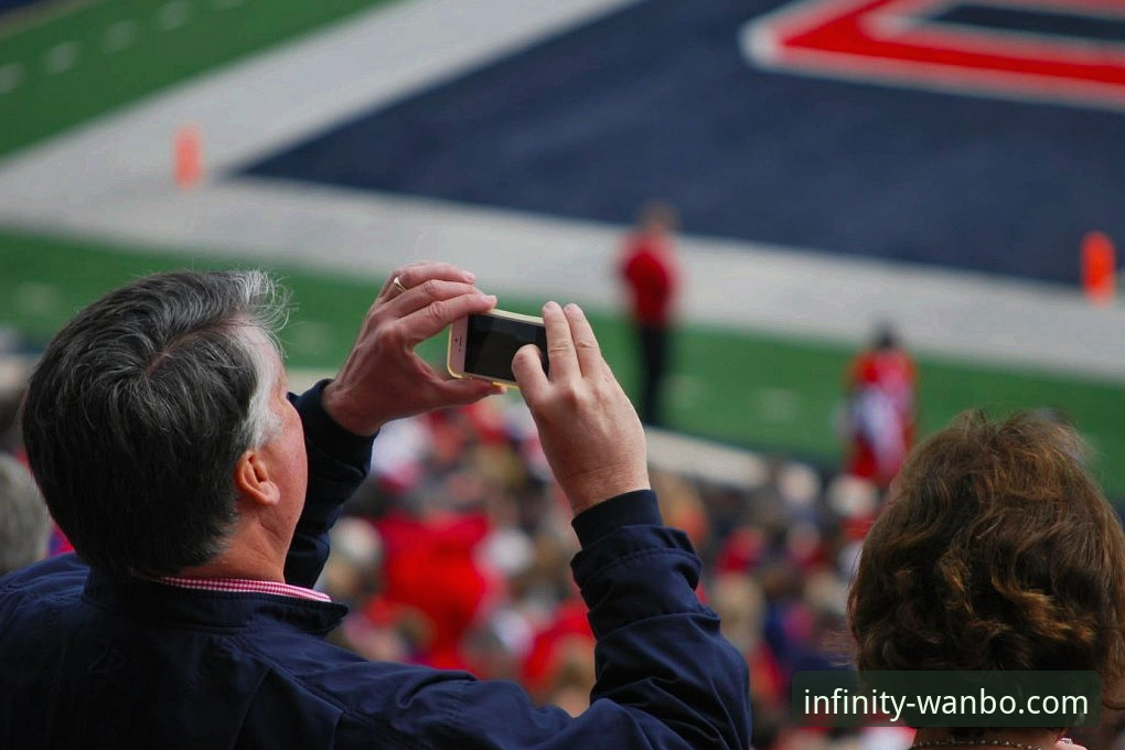 零封荣耀与处子球喜悦：阿坎吉的赛后心声与体育迷的观赛选择